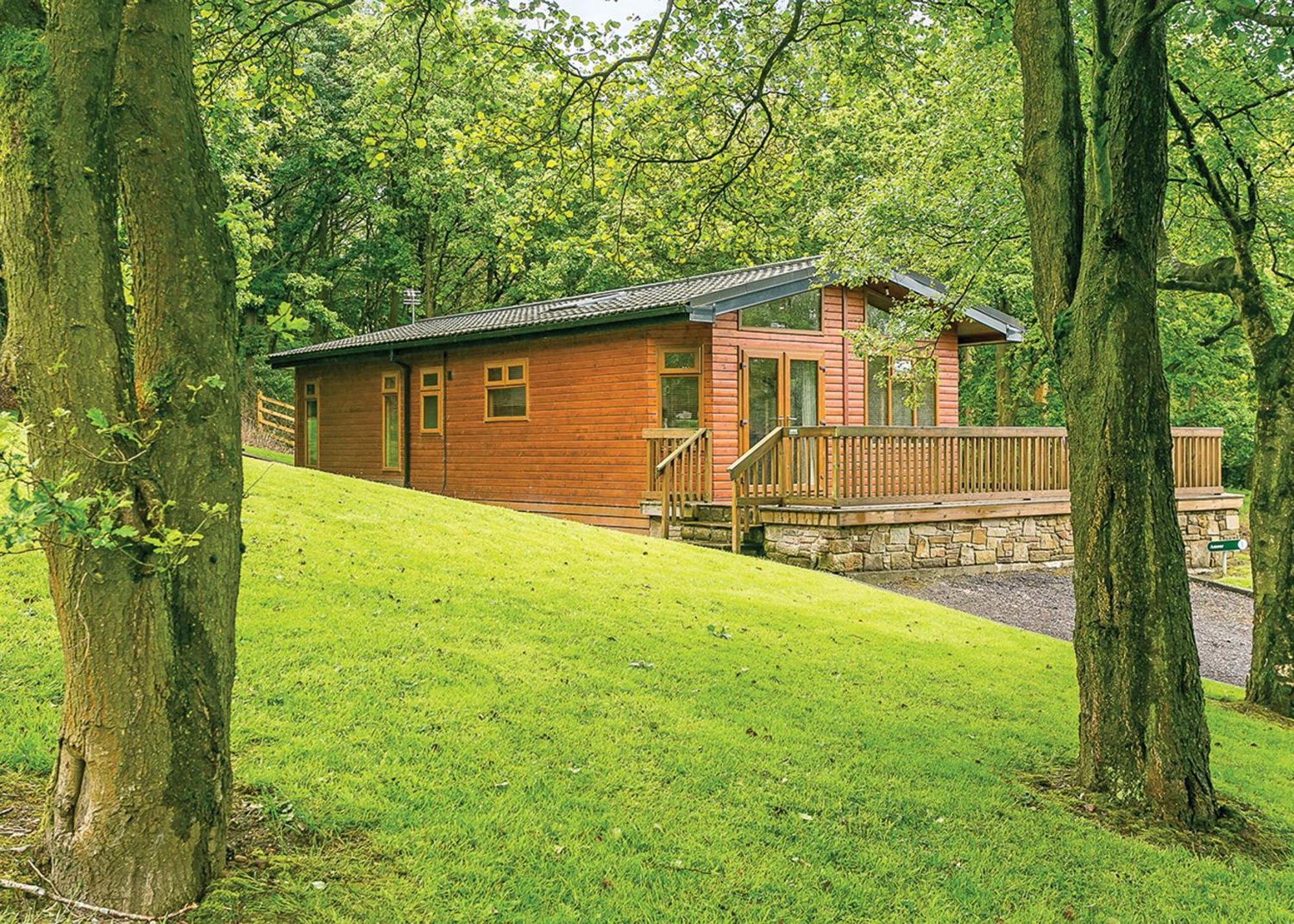 Charlesworth Lodges Glossop Exterior photo